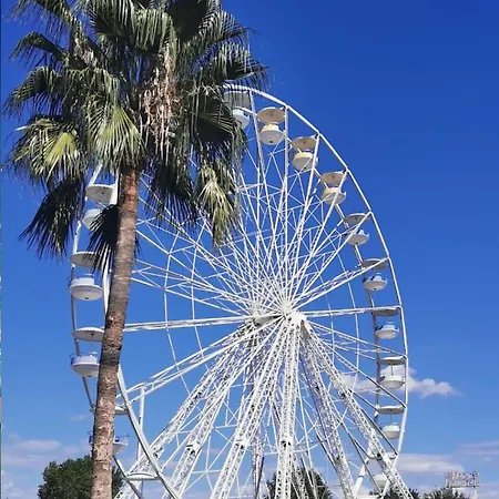 Διαμέρισμα Spacieux T2 A 1 Minute De La Gare Et Du Centre Situe A 4 Minutes De La Et Du Port De Fréjus